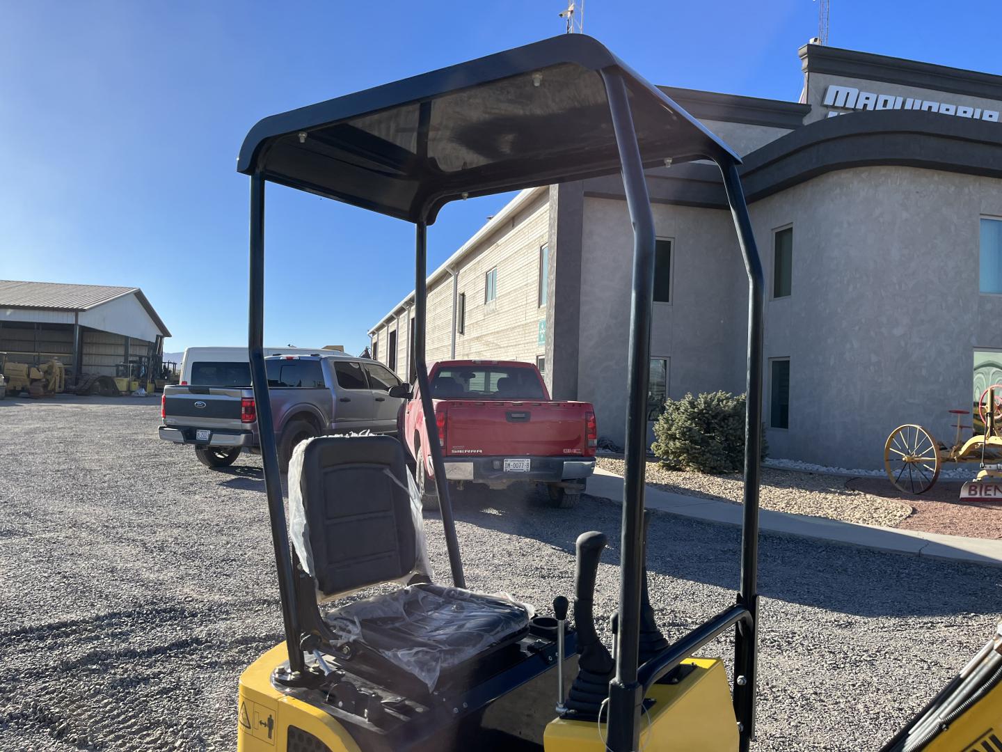 ./imagenes/INVOICE/2019/17383/MINIEXCAVADORA AGROTK QH12 (26).JPG